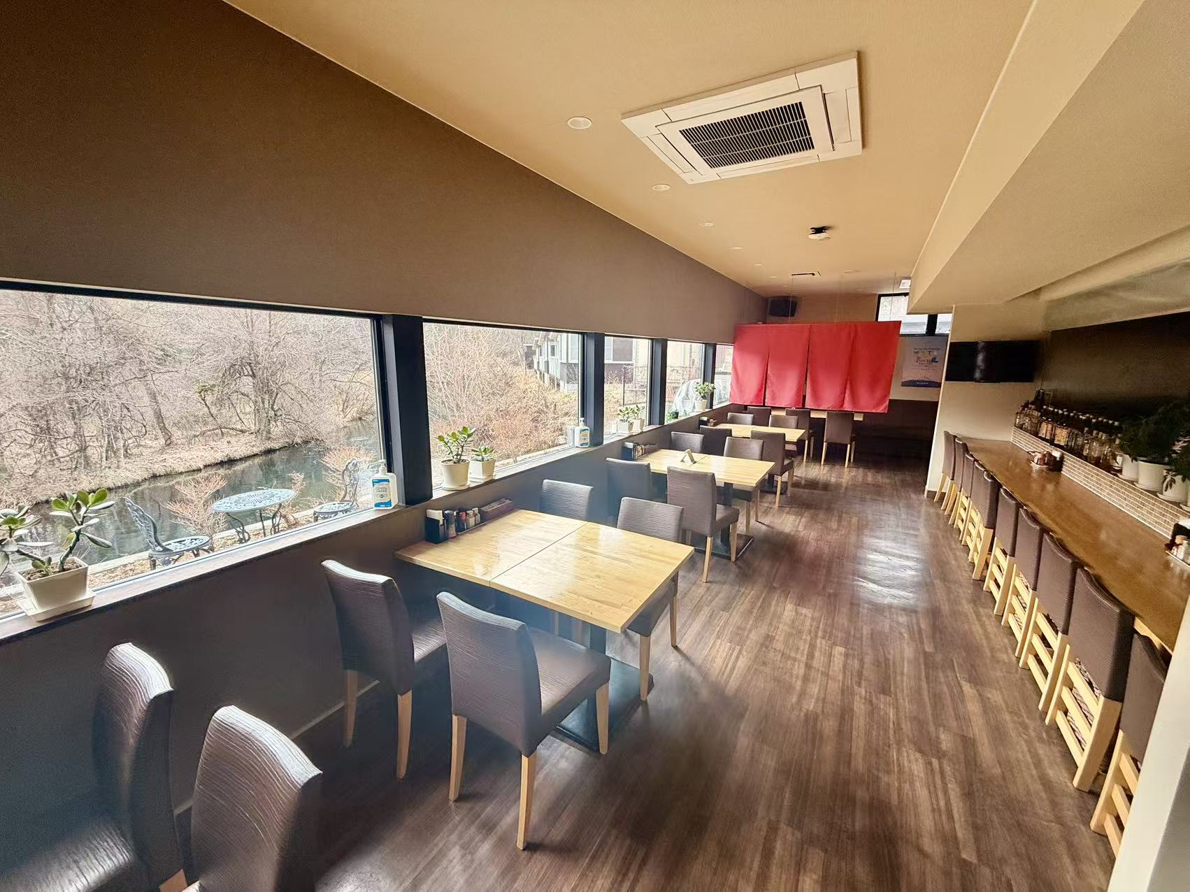Interior photo 2